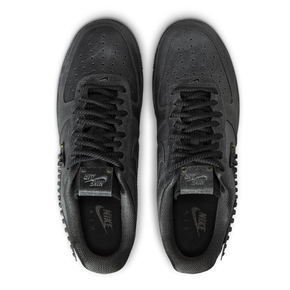 Nike Air Force 1 '07 LV8