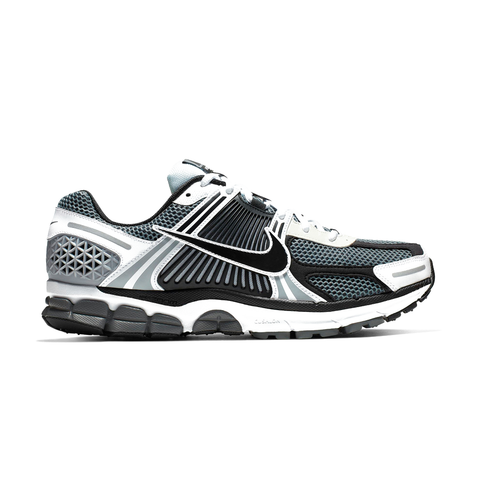 NIKE ZOOM VOMERO BLACK METALLIC SILVER