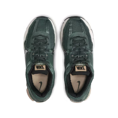 NIKE ZOOM VOMERO 5 WMNS VINTAGE GREEN